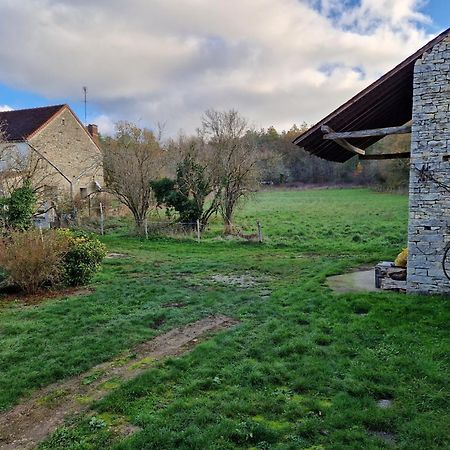 Gite Les Frenes Avec Pre Dans Joli Hameau Vermenton Экстерьер фото