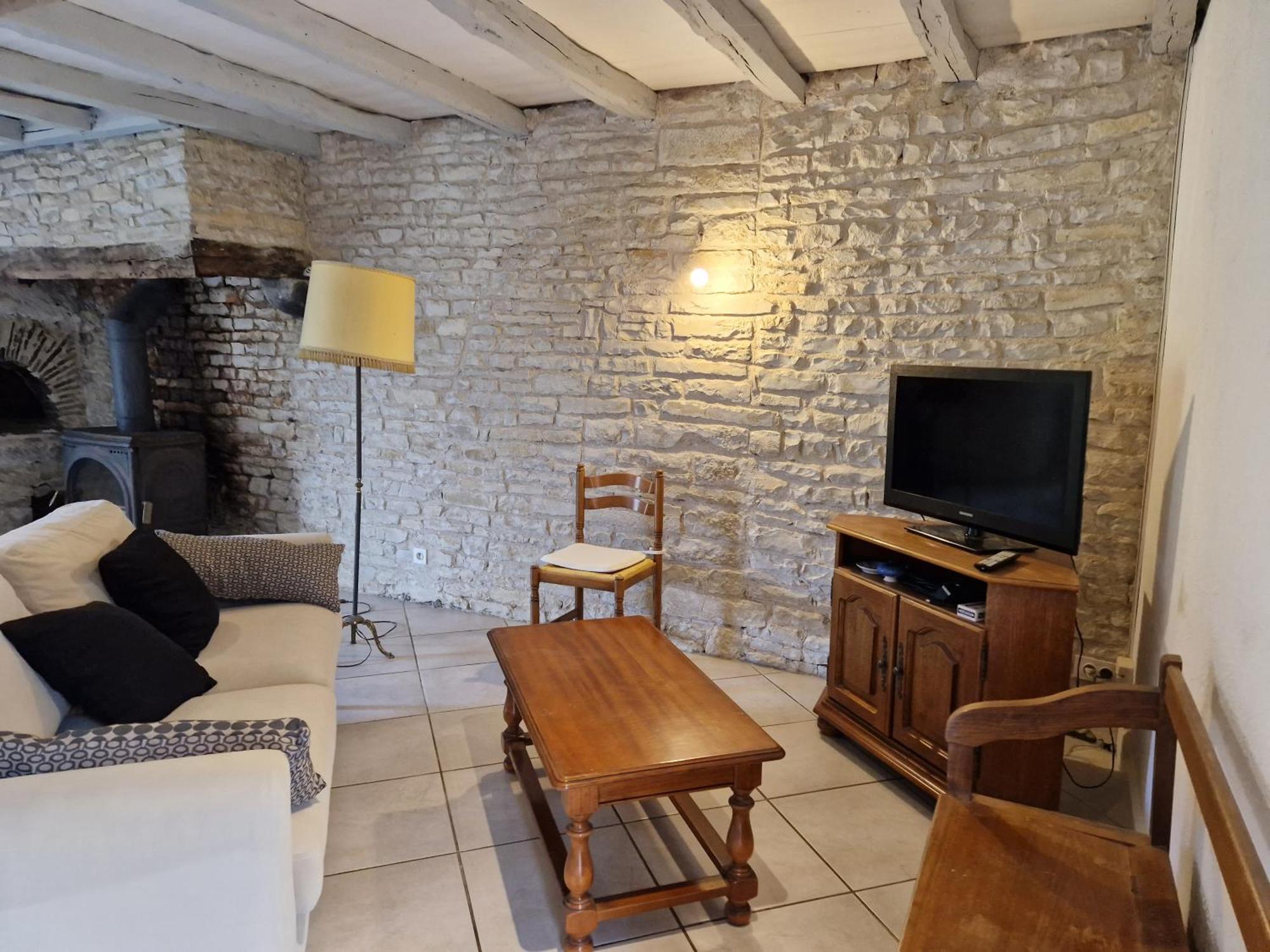 Gite Les Frenes Avec Pre Dans Joli Hameau Vermenton Экстерьер фото