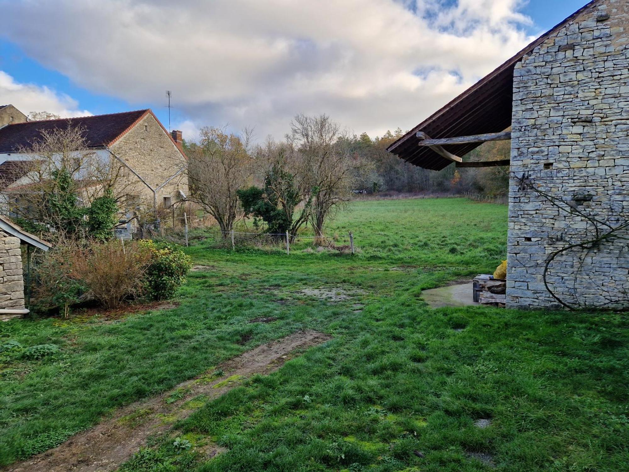 Gite Les Frenes Avec Pre Dans Joli Hameau Vermenton Экстерьер фото